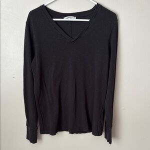 American Giant 100% Supima Cotton V-Neck Longsleeve Size Large Dark Grey Black